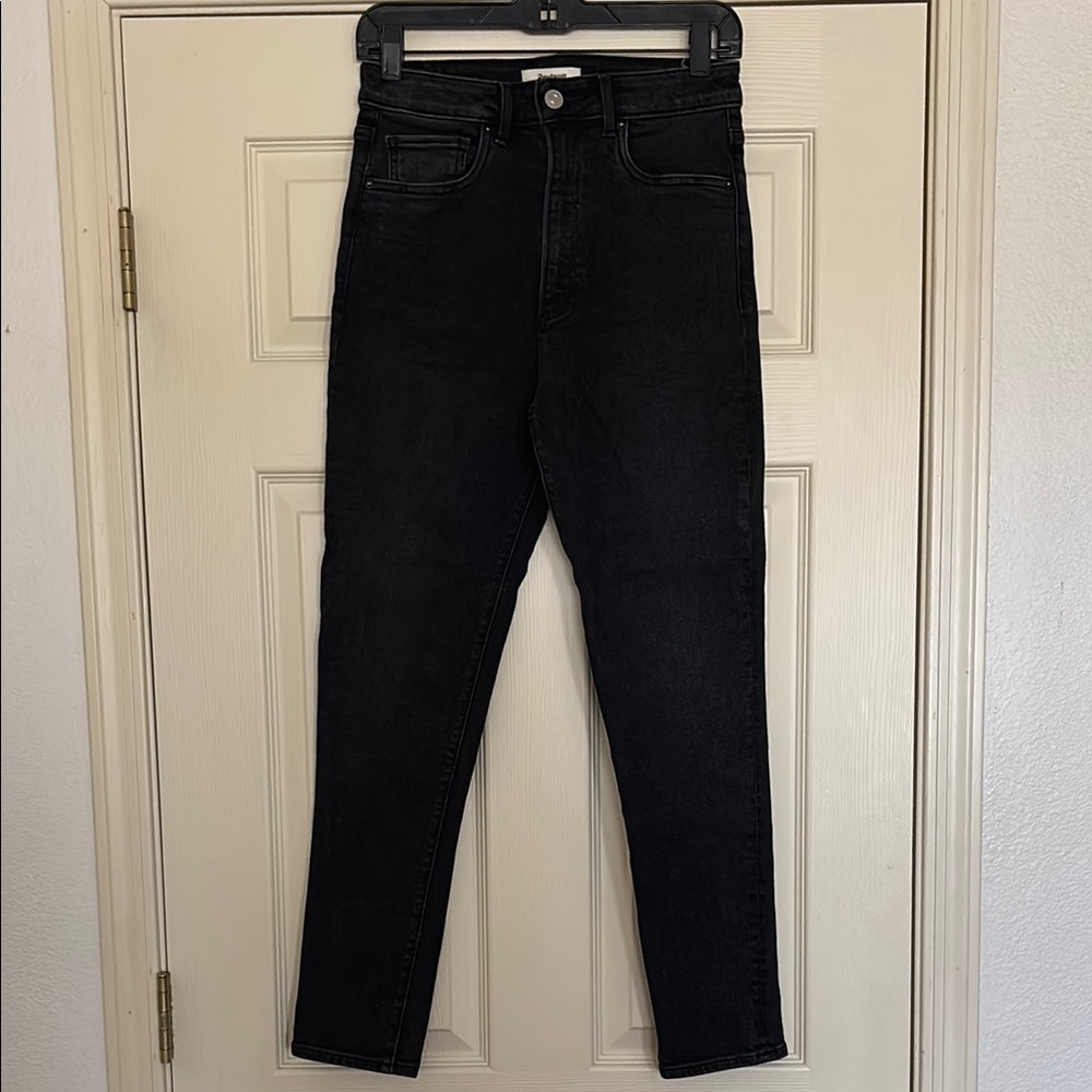Black Skinny Jeans with Smooth Finish and Stretch